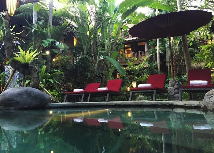 Adi Hotel 3*